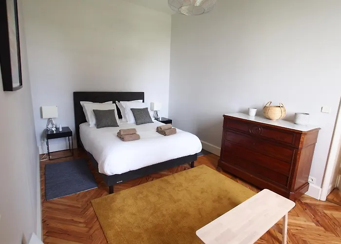 Domaine De Gorre 别墅 *